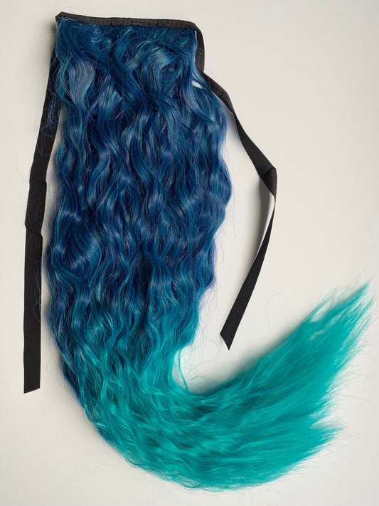 Athena | Blue & Green Ombre Wavy Hair