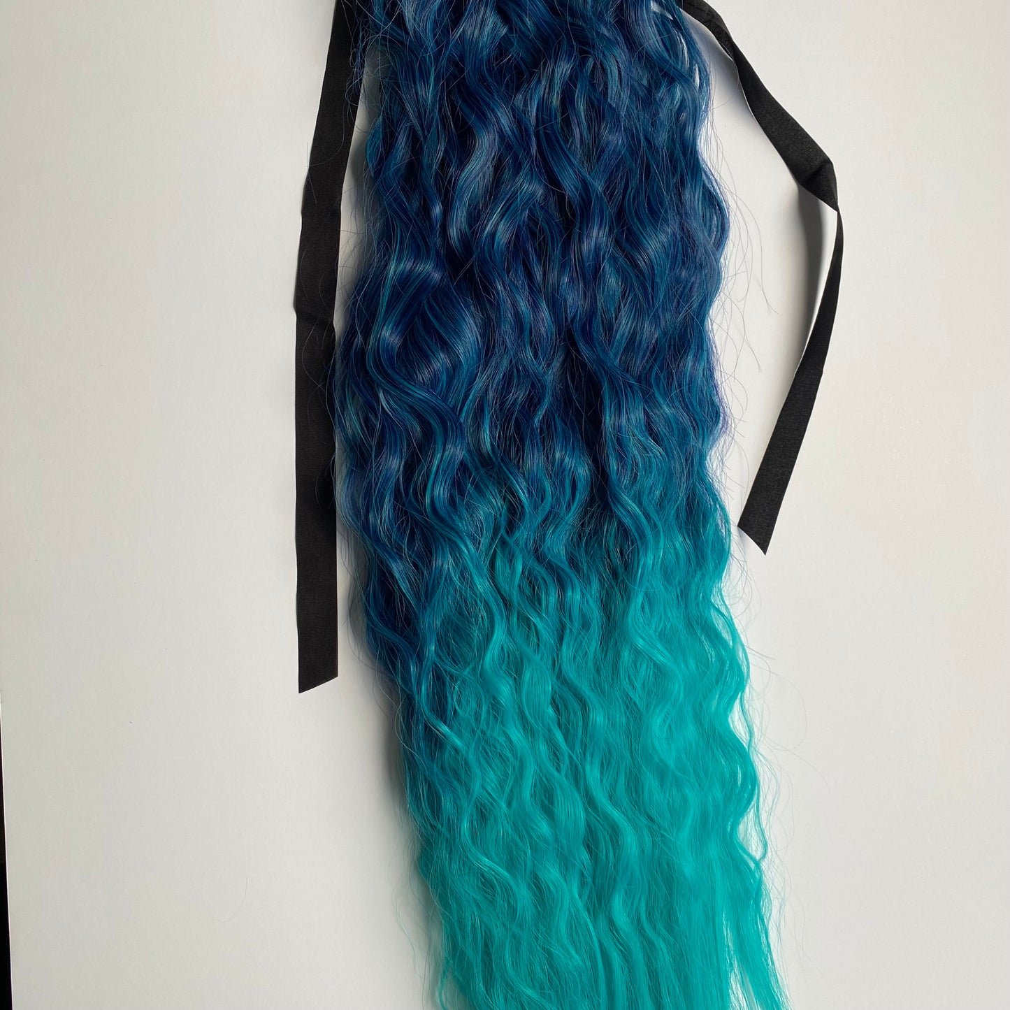 Athena | Blue & Green Ombre Wavy Hair